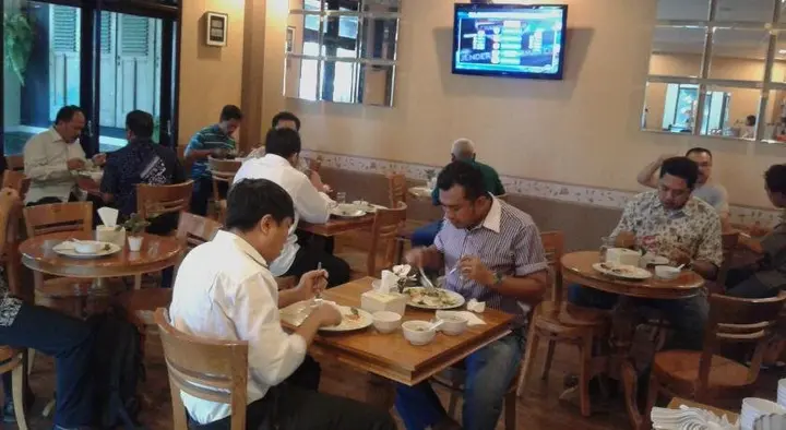 Мадиун: Hotel Setia Budi Madiun