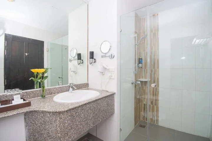 Джакарта: éL Hotel Jakarta