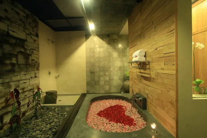 Сукавати: Villa Kayu Lama