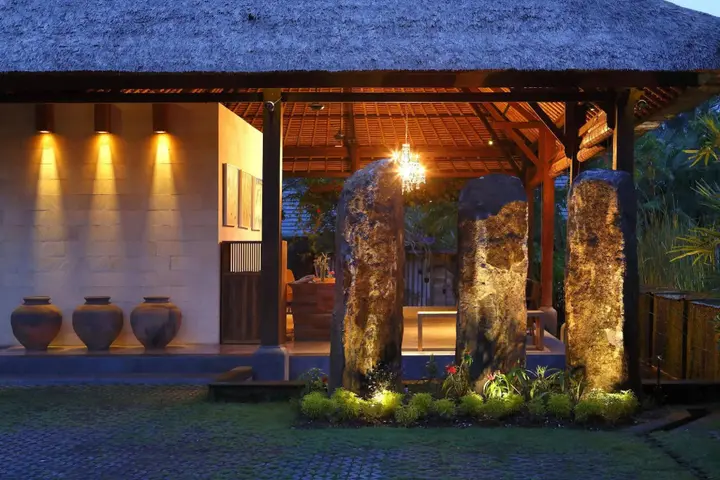 Сукавати: Villa Kayu Lama