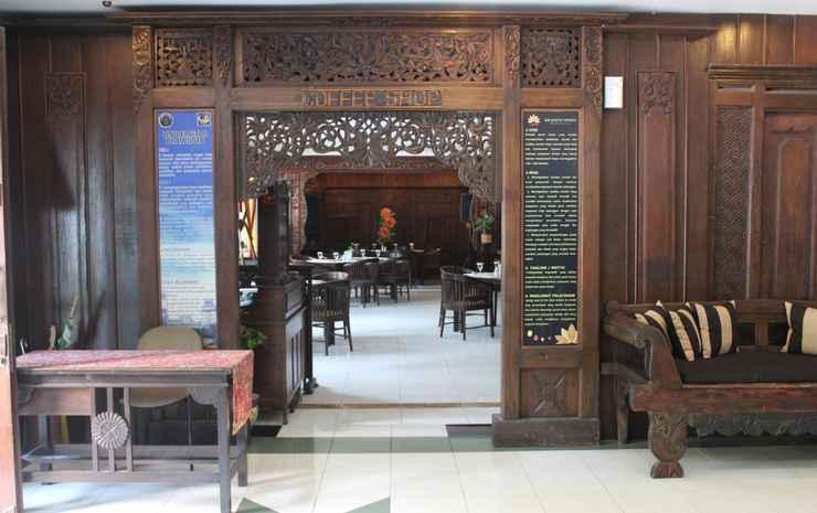 Маланг: UB Guest House