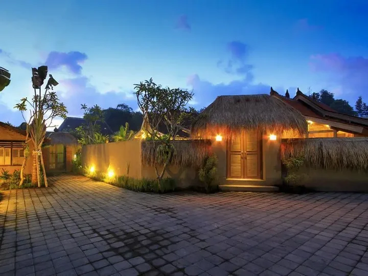 Убуд: Rumah Tyang