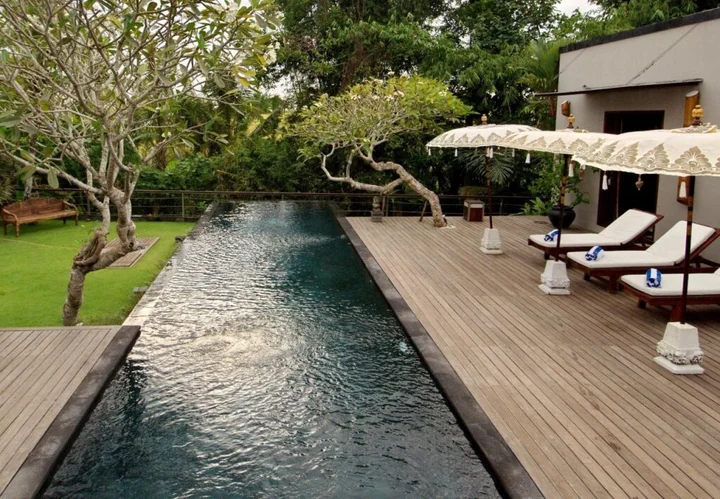 Переренан: Villa Kotak