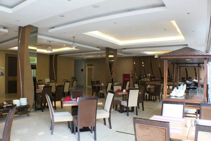 Джокьякарта: Grand Tjokro Yogyakarta