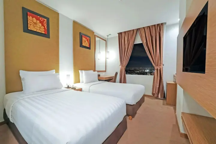 Джокьякарта: Grand Tjokro Yogyakarta