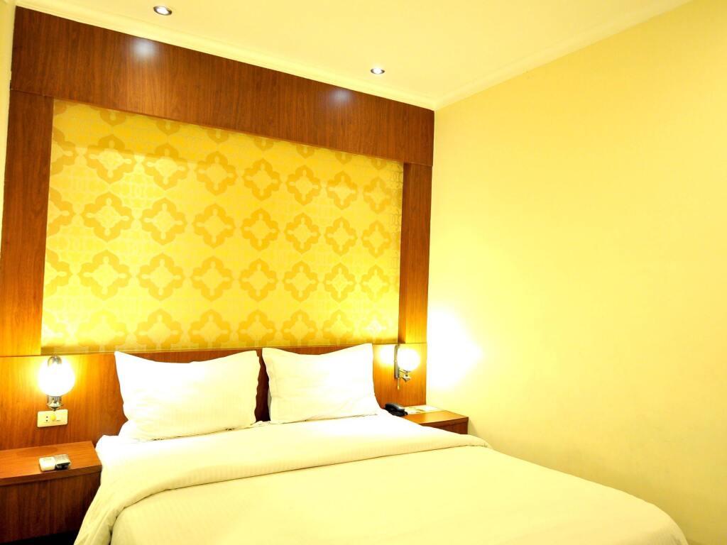 Понтианак: G Hotel