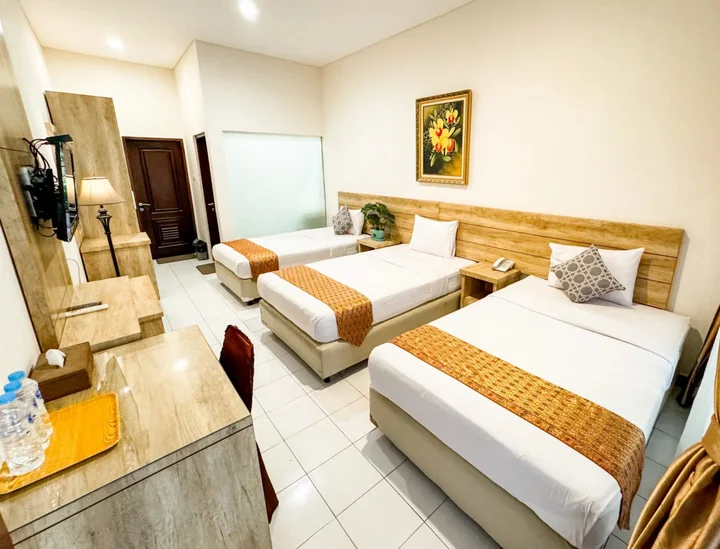 Паданг: Hotel Padang