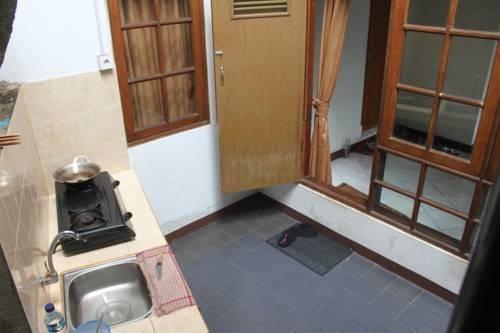 Джакарта: Elvia Guesthouse
