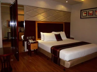 Маланг: Regent's Park Hotel