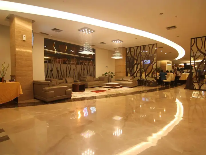 Джакарта: The Falatehan Hotel