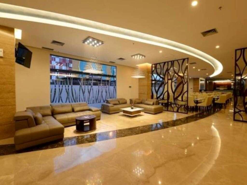 Джакарта: The Falatehan Hotel