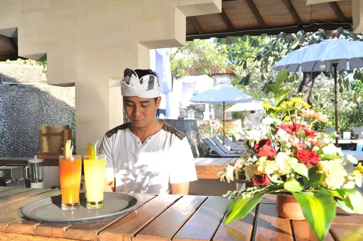 Бунутан: Anda Amed Resort