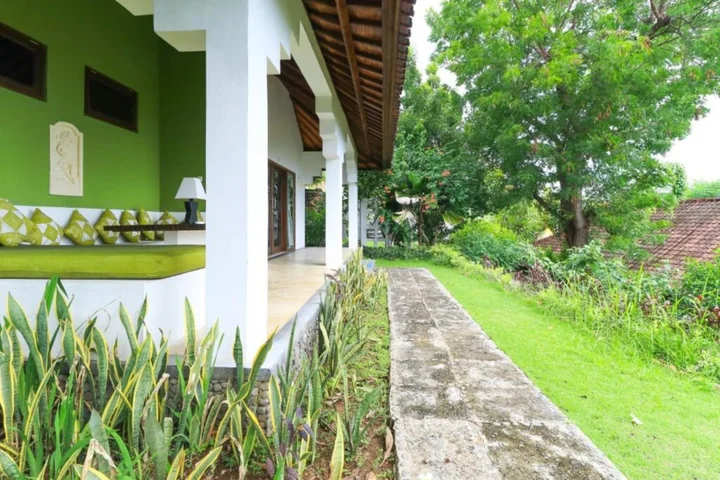 Бунутан: Anda Amed Resort