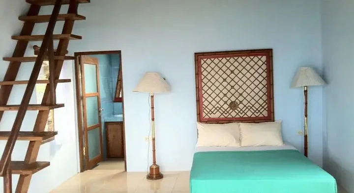 Бунутан: Kemulan Bungalows & Restaurant