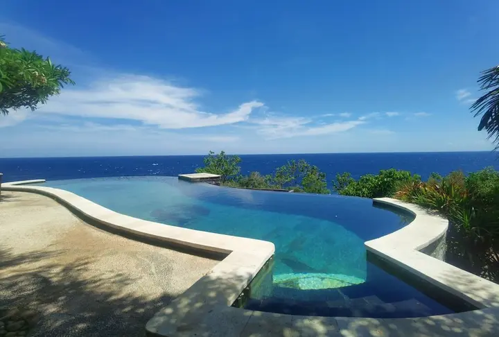 Бунутан: Wawa Wewe Rock Resort