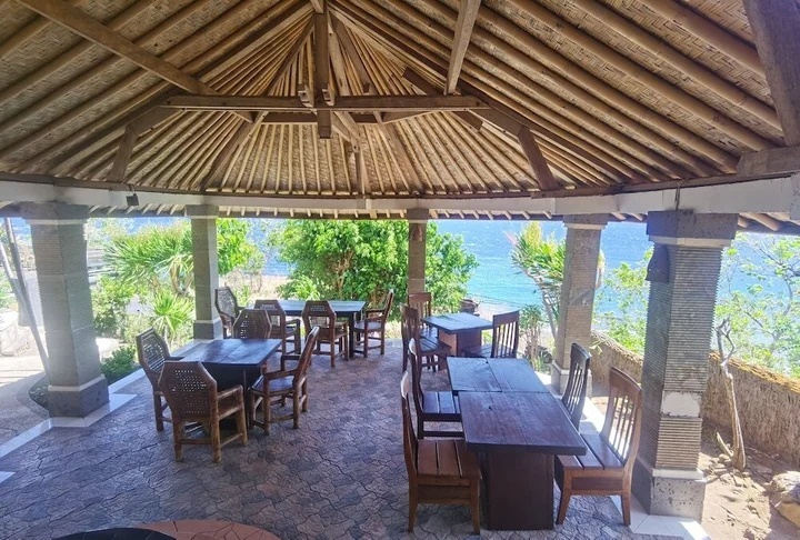 Бунутан: Wawa Wewe Rock Resort