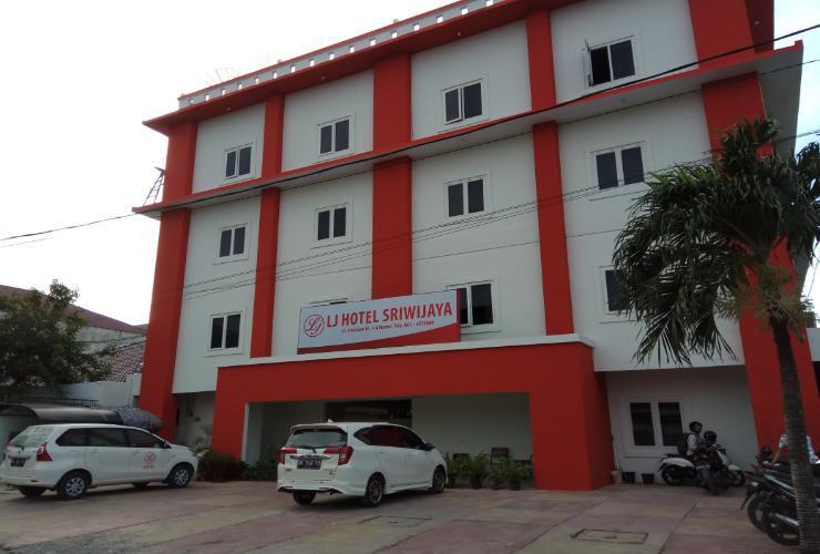 Медан: Hotel Islami Aceh House Sriwijaya