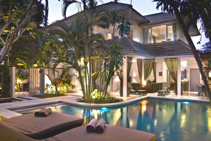 Кута: Esha Villa Seminyak
