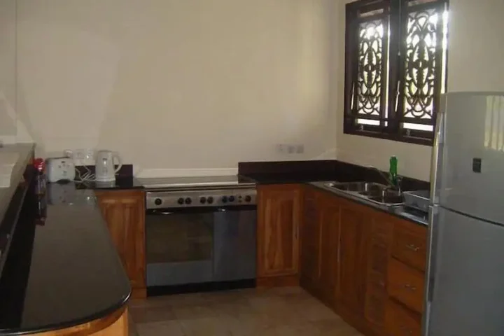 Гили Траванган: Baruna Villas