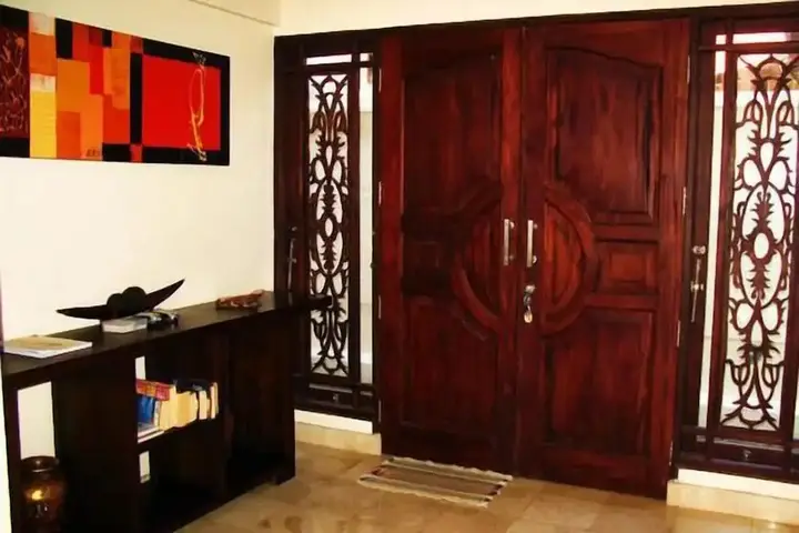 Гили Траванган: Baruna Villas
