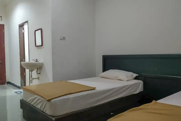Палу: Palu City Guest House RedPartner