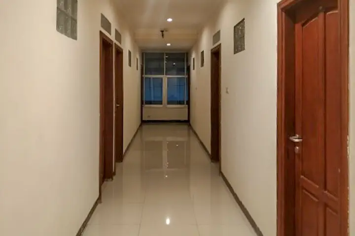 Палу: Palu City Guest House RedPartner