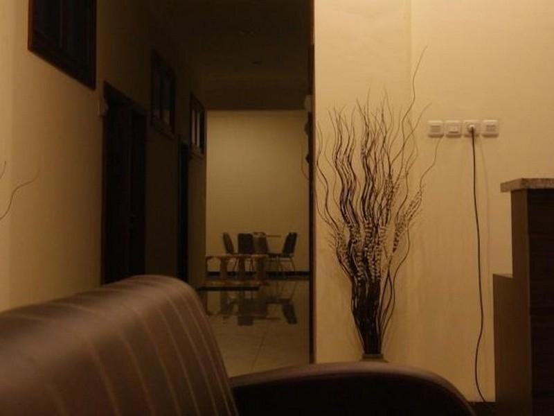 Палу: Palu City Guest House RedPartner