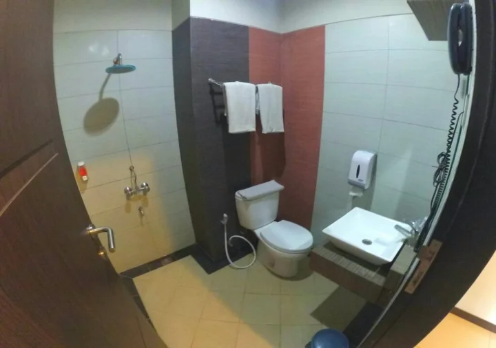 Паромпонг: Grand Hani Hotel