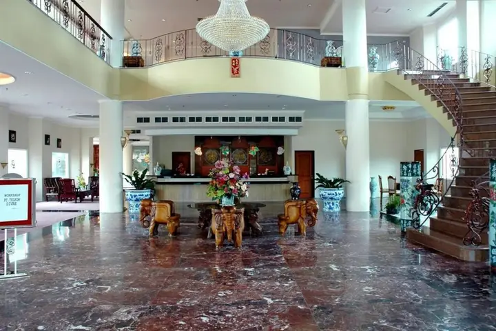 carousel image 1