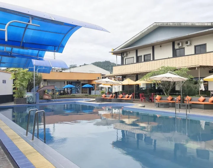 Паданг: Grand Sari Hotel