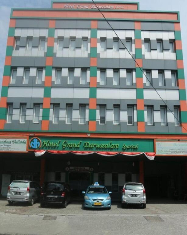 Медан: Grand Darussalam Syariah Hotel
