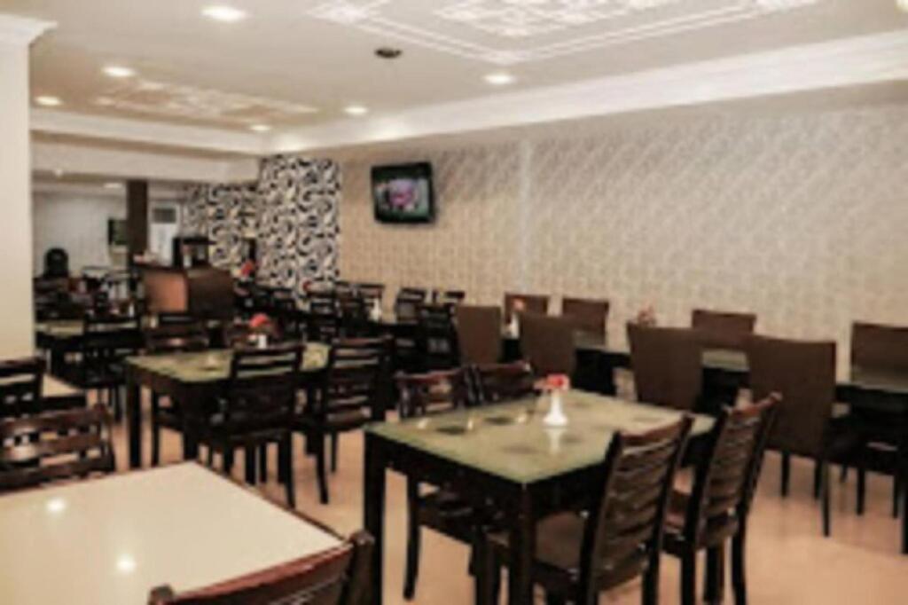 Медан: Grand Darussalam Syariah Hotel