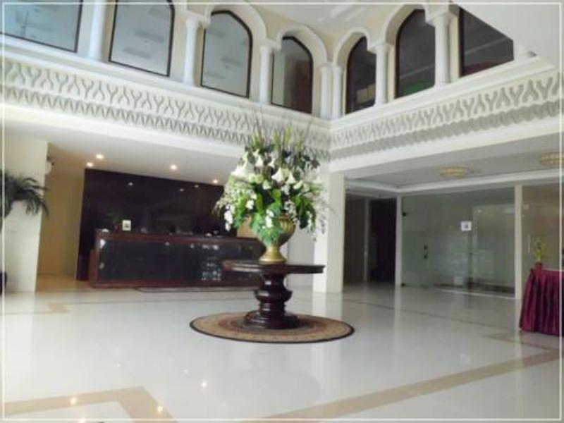 Медан: The Sulthan Darussalam Medan