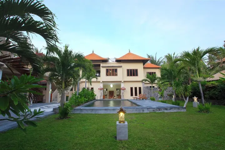 Амлапура: Villa Matanai 2