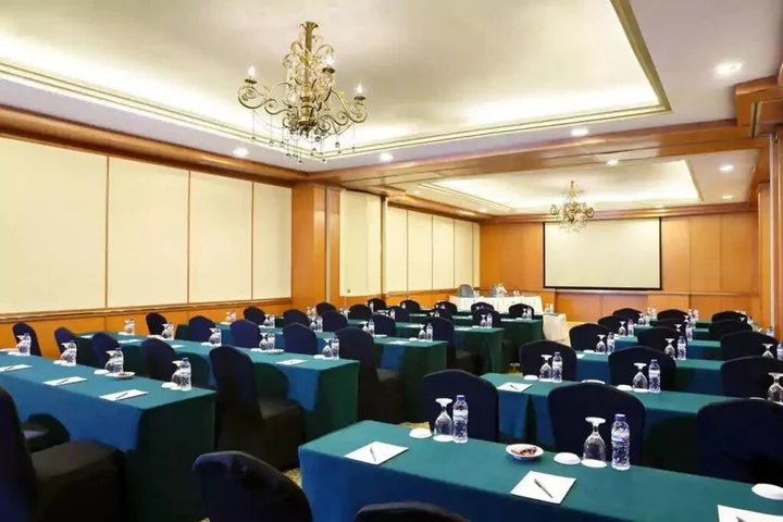 Джакарта: Grand Sahid Jaya