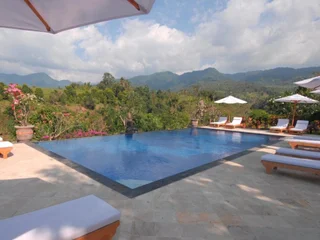 Сукасада: Shanti Natural Panorama View Hotel