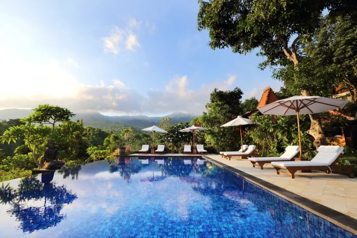 Сукасада: Shanti Natural Panorama View Hotel