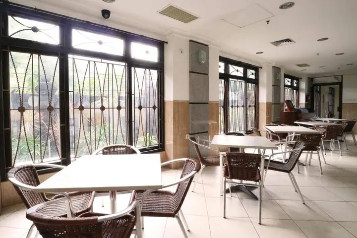Табанан: Bali Paradise City Hotel