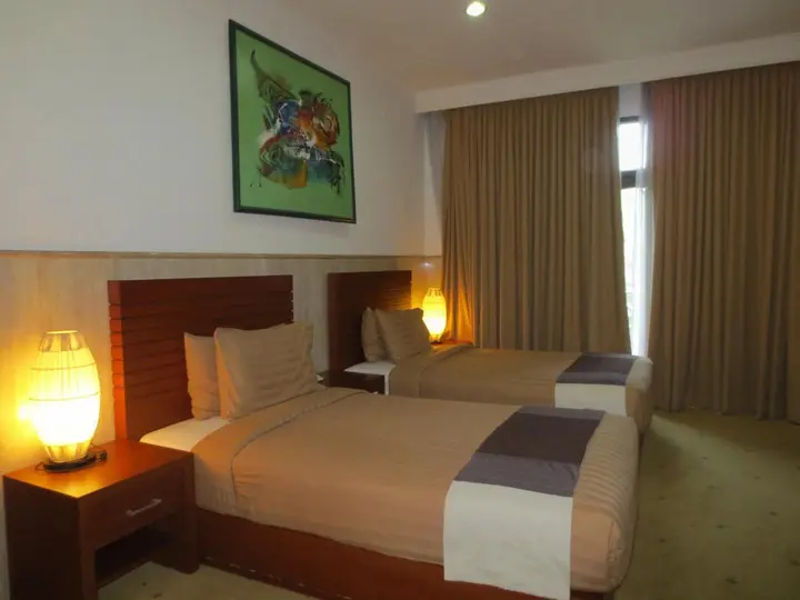 Табанан: Bali Paradise City Hotel