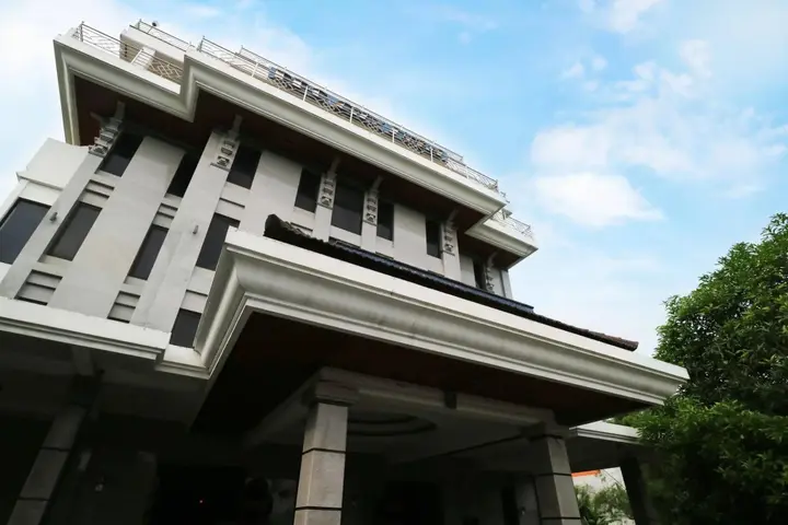 Табанан: Bali Paradise City Hotel