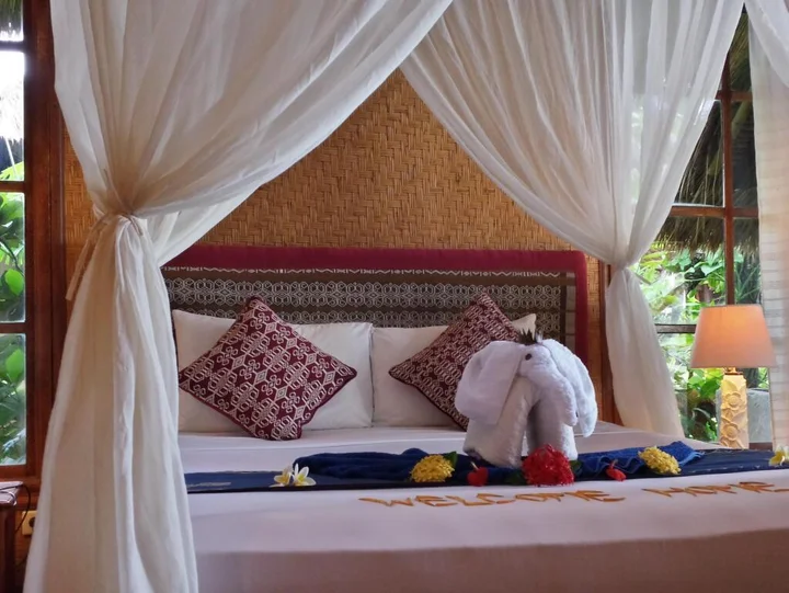 Бунутан: Santai Hotel