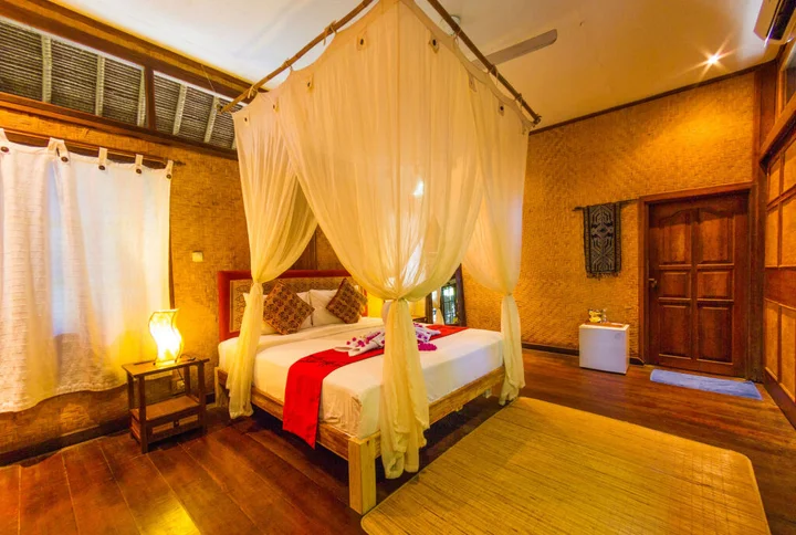 Бунутан: Santai Hotel