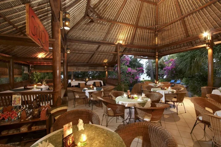Бунутан: Santai Hotel