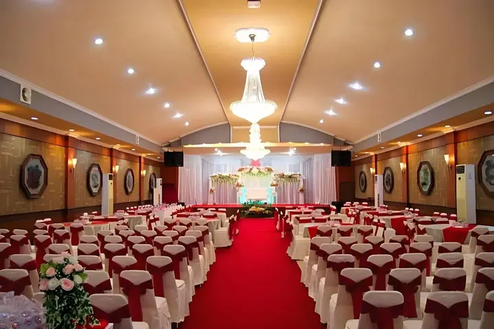 Банджармасин: Hotel Roditha