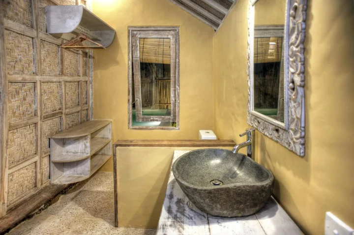 Гили Траванган: Villa Rumah Rinda