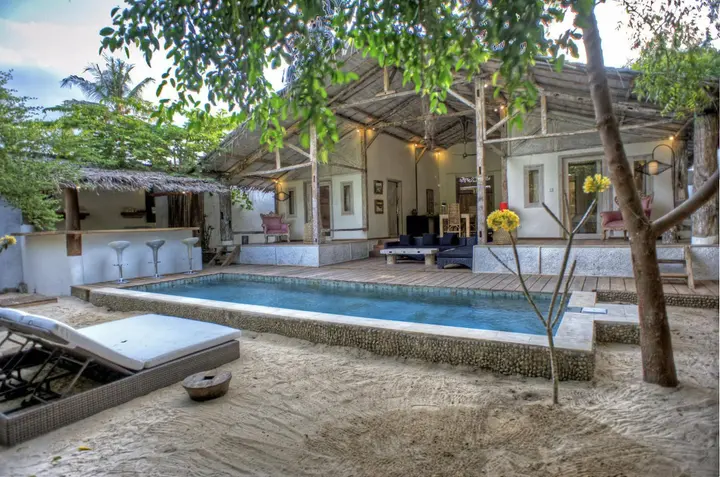 Гили Траванган: Villa Rumah Rinda