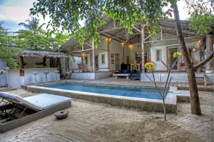 Гили Траванган: Villa Rumah Rinda