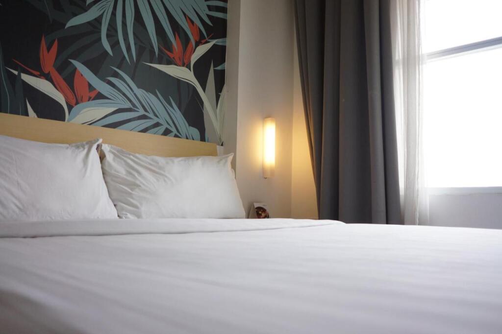 Джакарта: Liberta Hotel Kemang