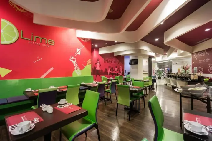 Джакарта: favehotel Pluit Junction