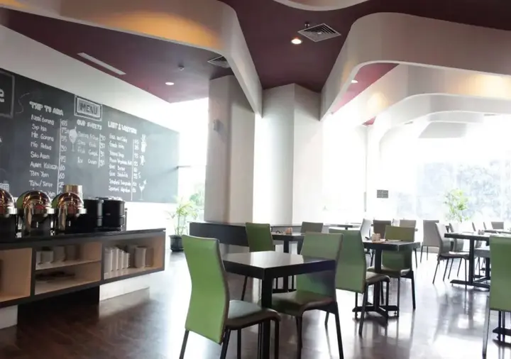 Джакарта: favehotel Pluit Junction